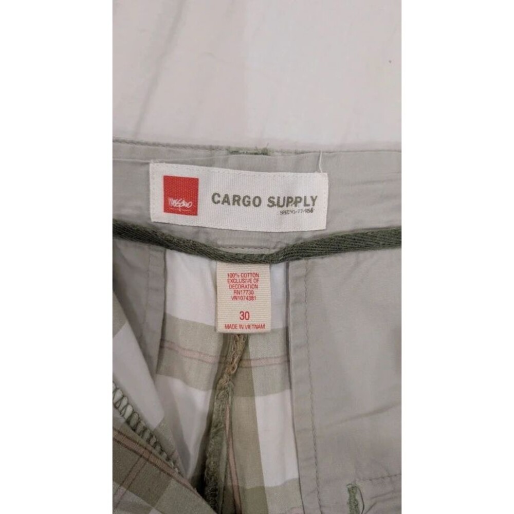 Mossimo Cargo Supply Men's Shorts size 30